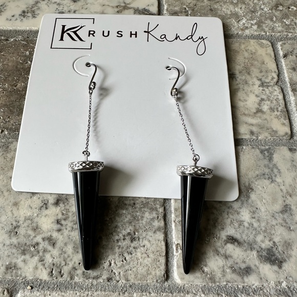 Black Onyx Spike Dangle Earrings - Picture 2 of 2